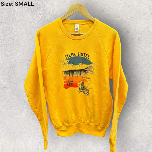 TILPA Hotel Vintage Yellow Pullover Jumper