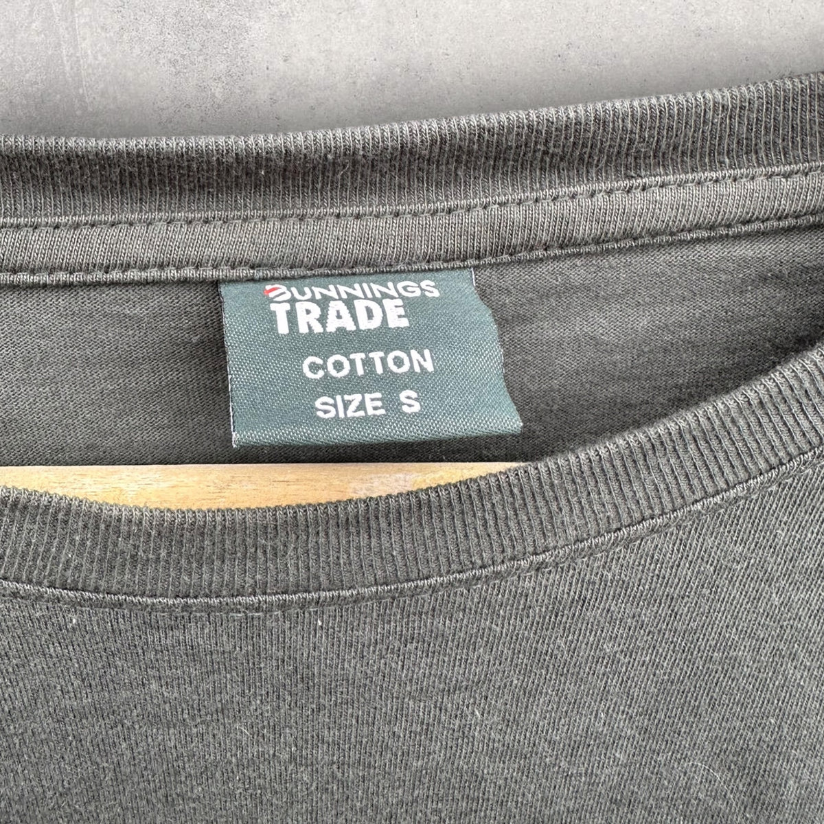 Bunnings Warehouse Trade Green Long Sleeve Tradesman Shirt