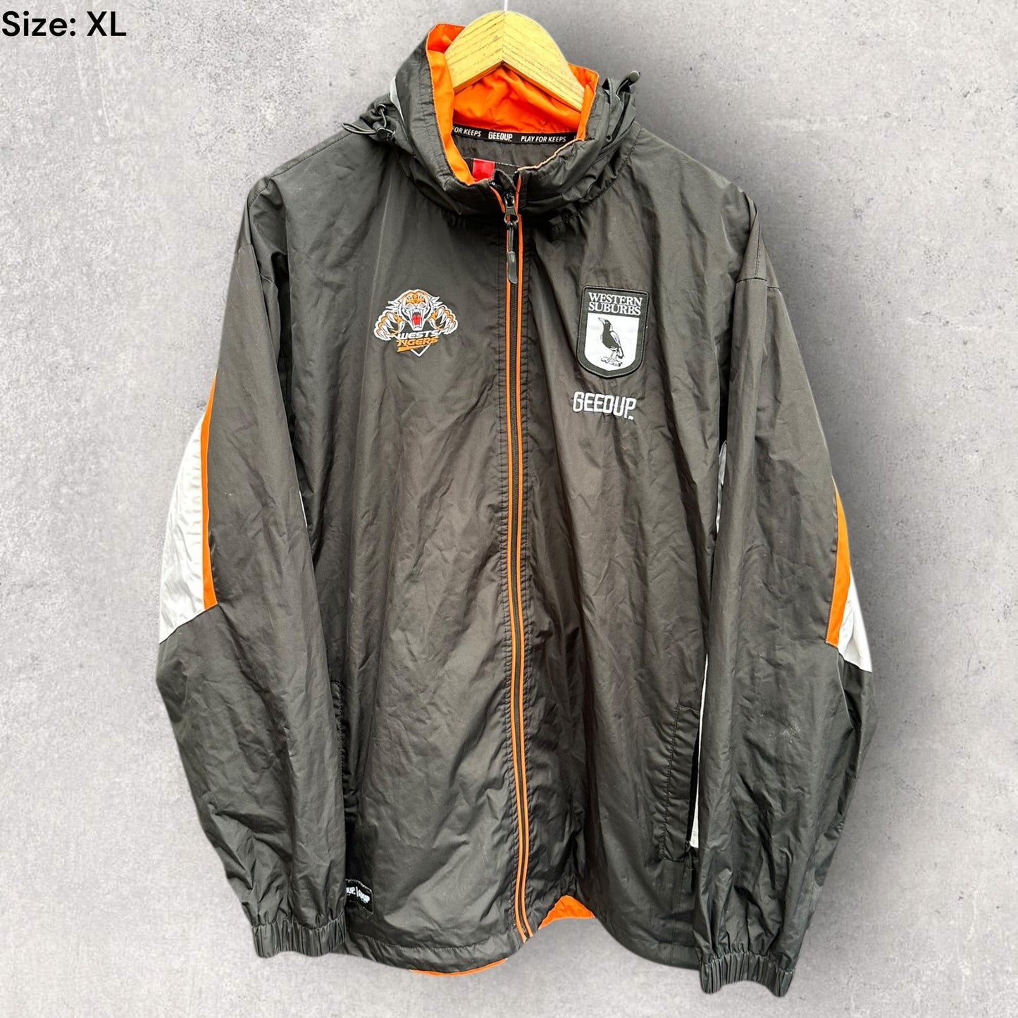 WESTERN SUBURBS MAGPIES GEED UP WINDBREAKER JACKET PLAYER ISSUED