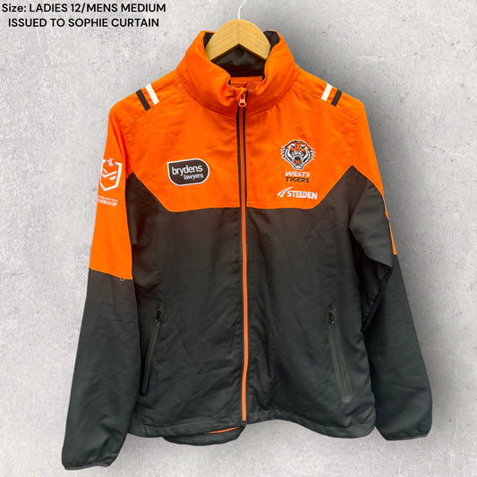 WESTS TIGERS 2023 NRLW WINDBREAKER JACKET PLAYER ISSUED TO SOPHIE CURTAIN