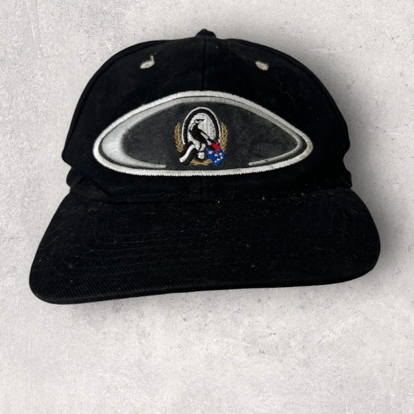 COLLINGWOOD MAGPIES VINTAGE VIVID AFL BLACK HAT