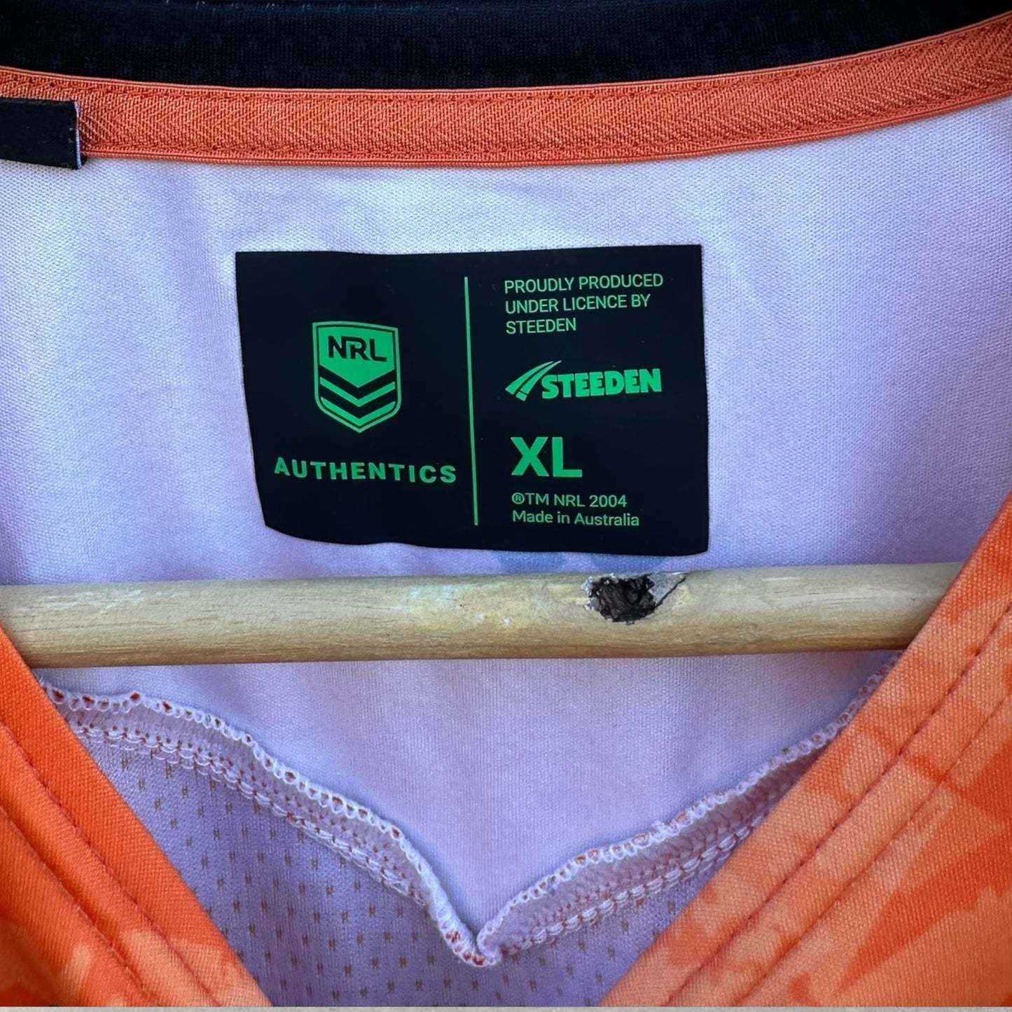 WESTS TIGERS 2025 PLAYER TRAINING SHIRT ISSUED TO REUBEN PORTER