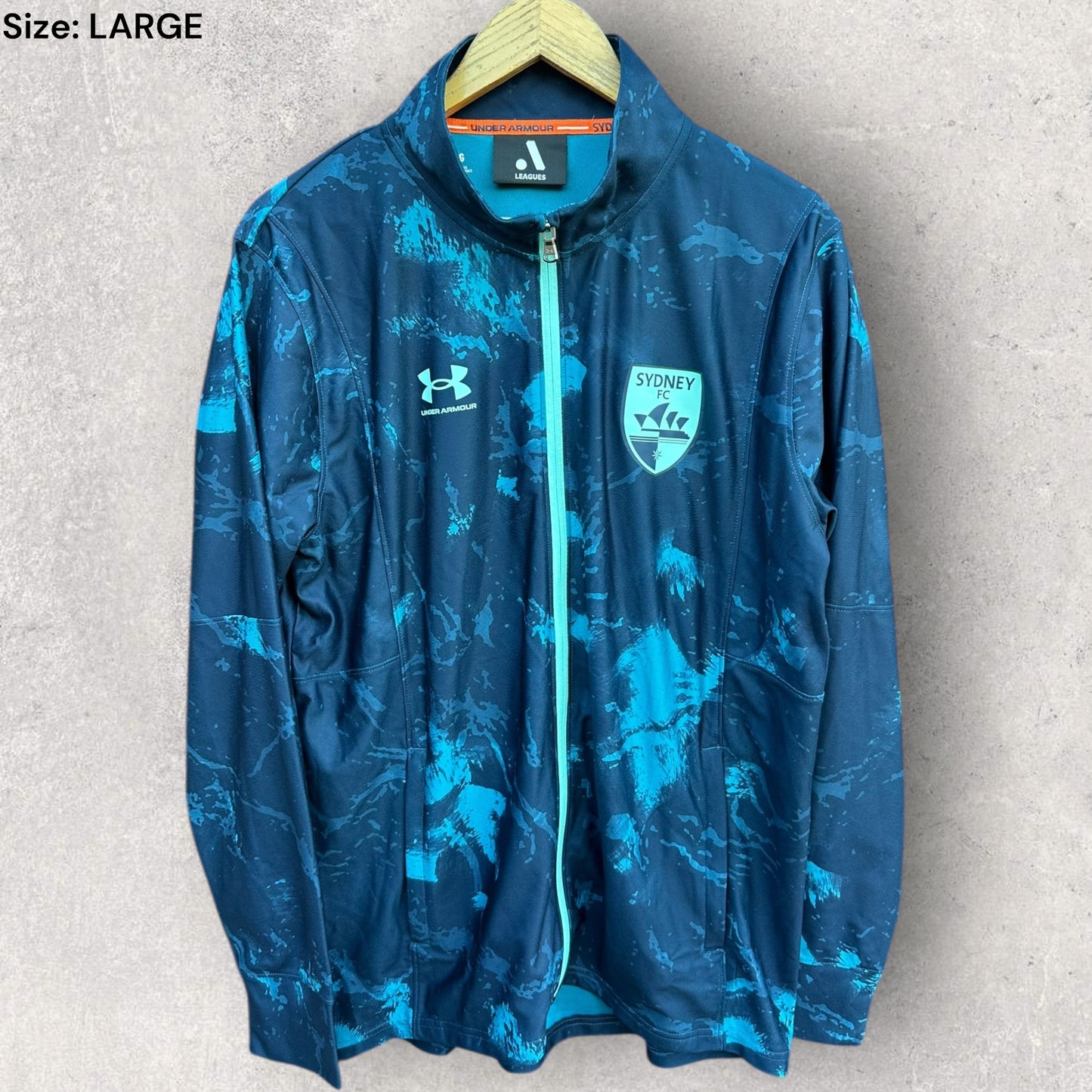 SYDNEY FC 2023-2024 UNDER ARMOUR FULL ZIP FOOTBALL JACKET