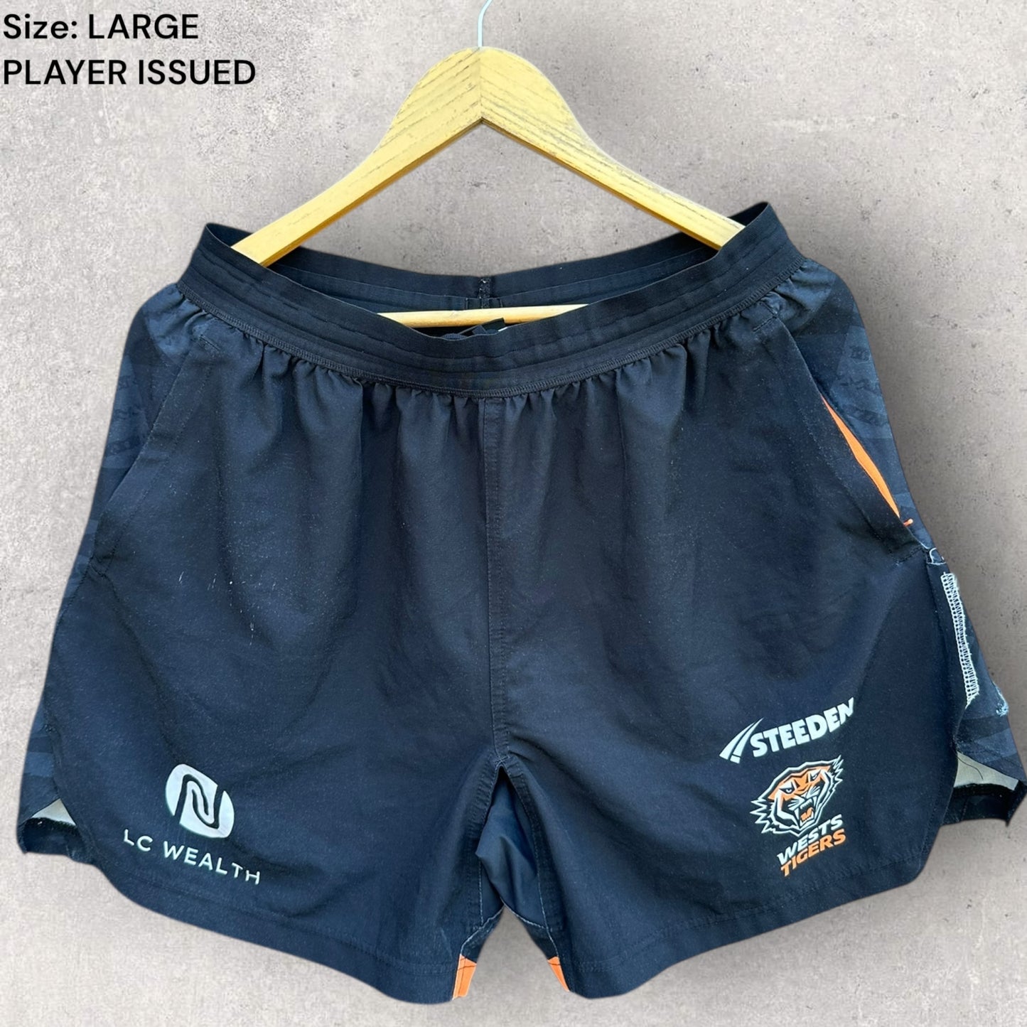 WESTS TIGERS 2025 PLAYER TRAINING SHORTS ISSUED TO REUBEN PORTER