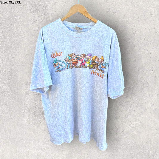 SNOW WHITE WALT DISNEY WORLD VINTAGE 90s SHIRT