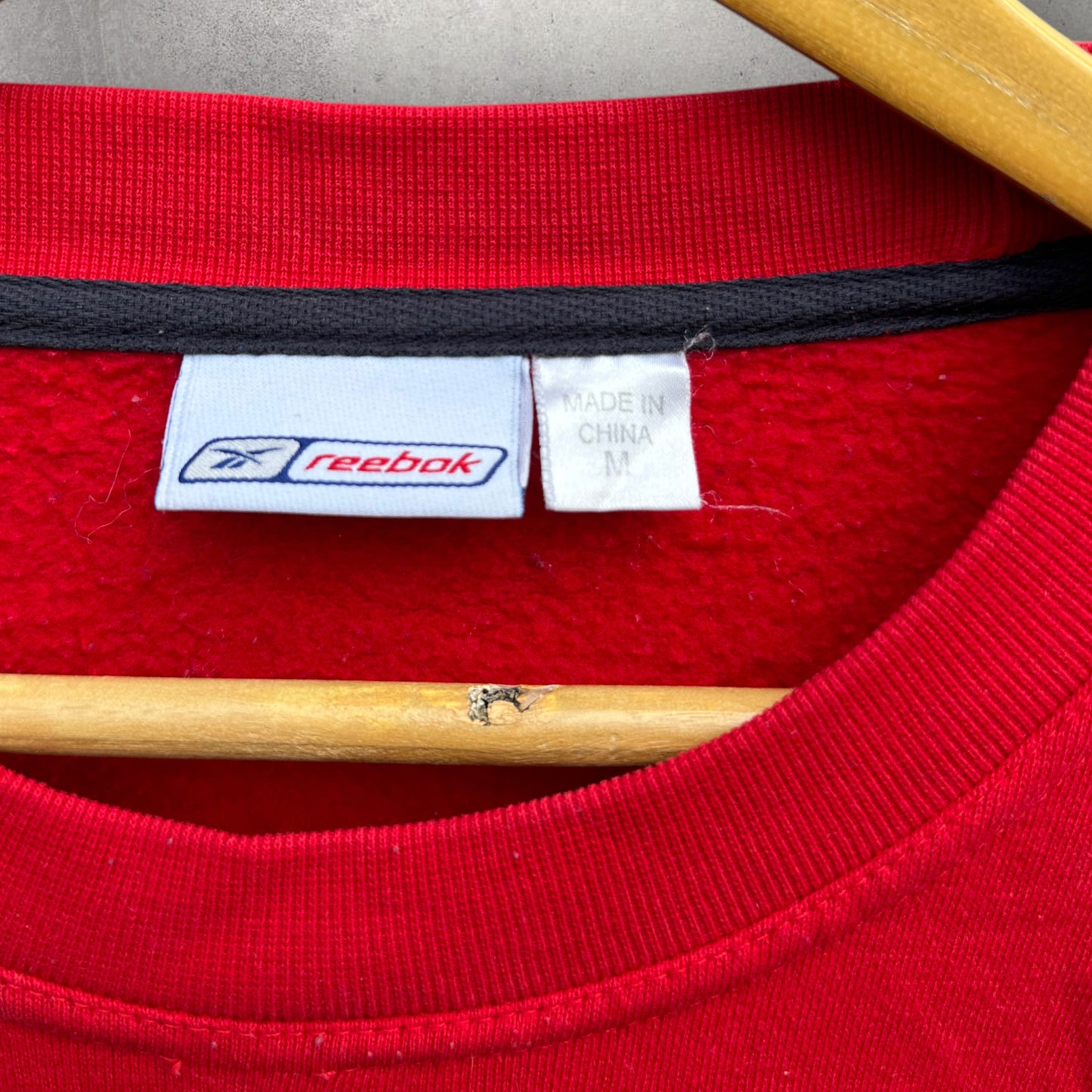 REEBOK VINTAGE RED PULLOVER JUMPER