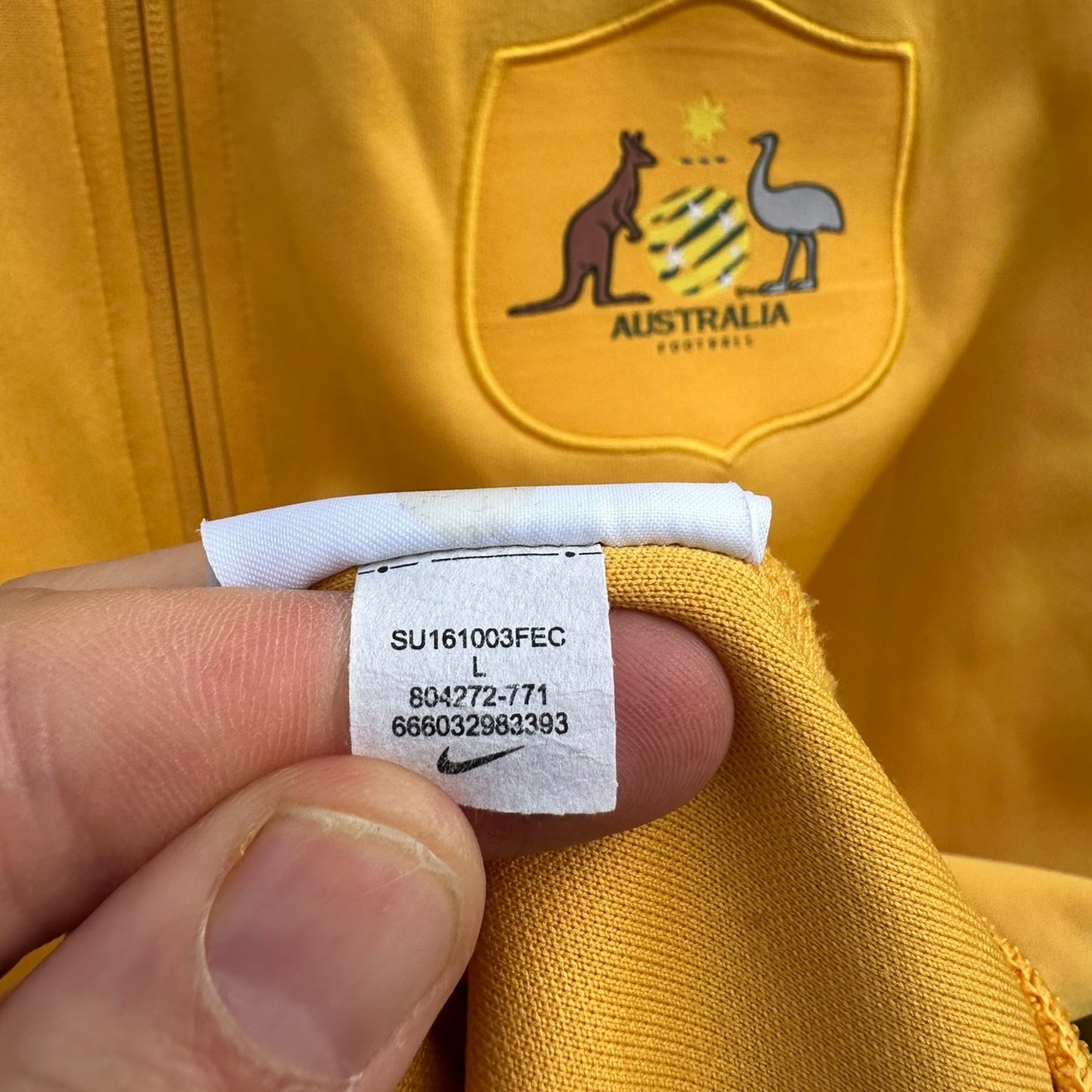 AUSTRALIAN SOCCEROOS NIKE 2010 FULL ZIP TRACK JACKET