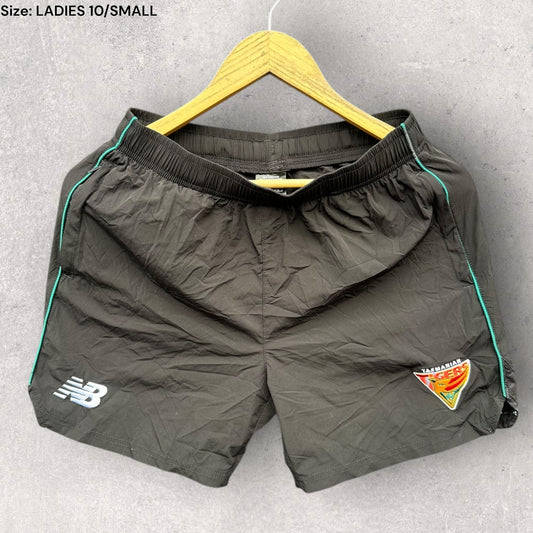 TASMANIAN TIGERS CRICKET PLAYER ISSUED TRAINING SHORTS