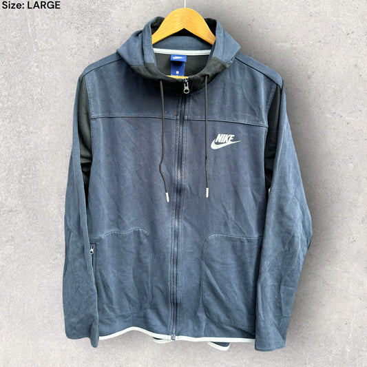 NIKE MENS AV15 HOODED JUMPER