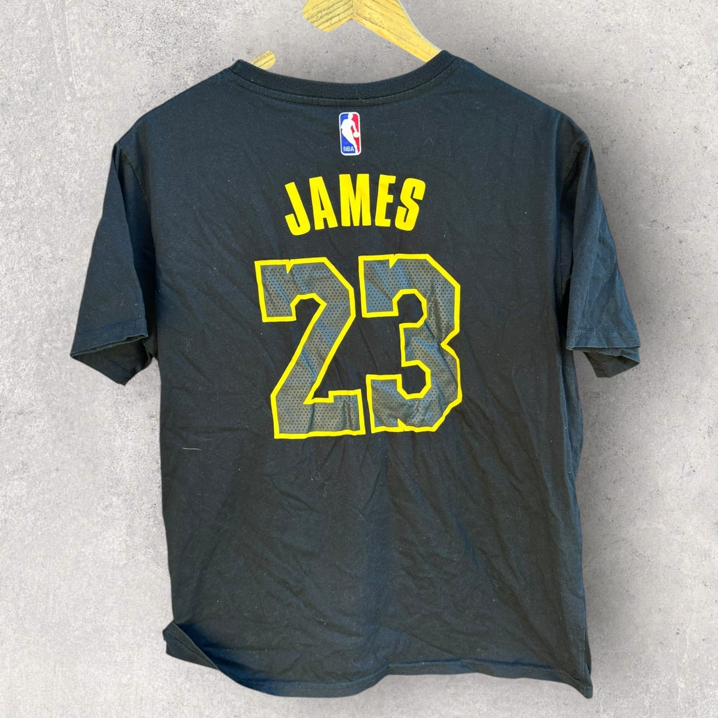 LEBRON JAMES LA LAKERS NIKE BLACK GREY SHIRT