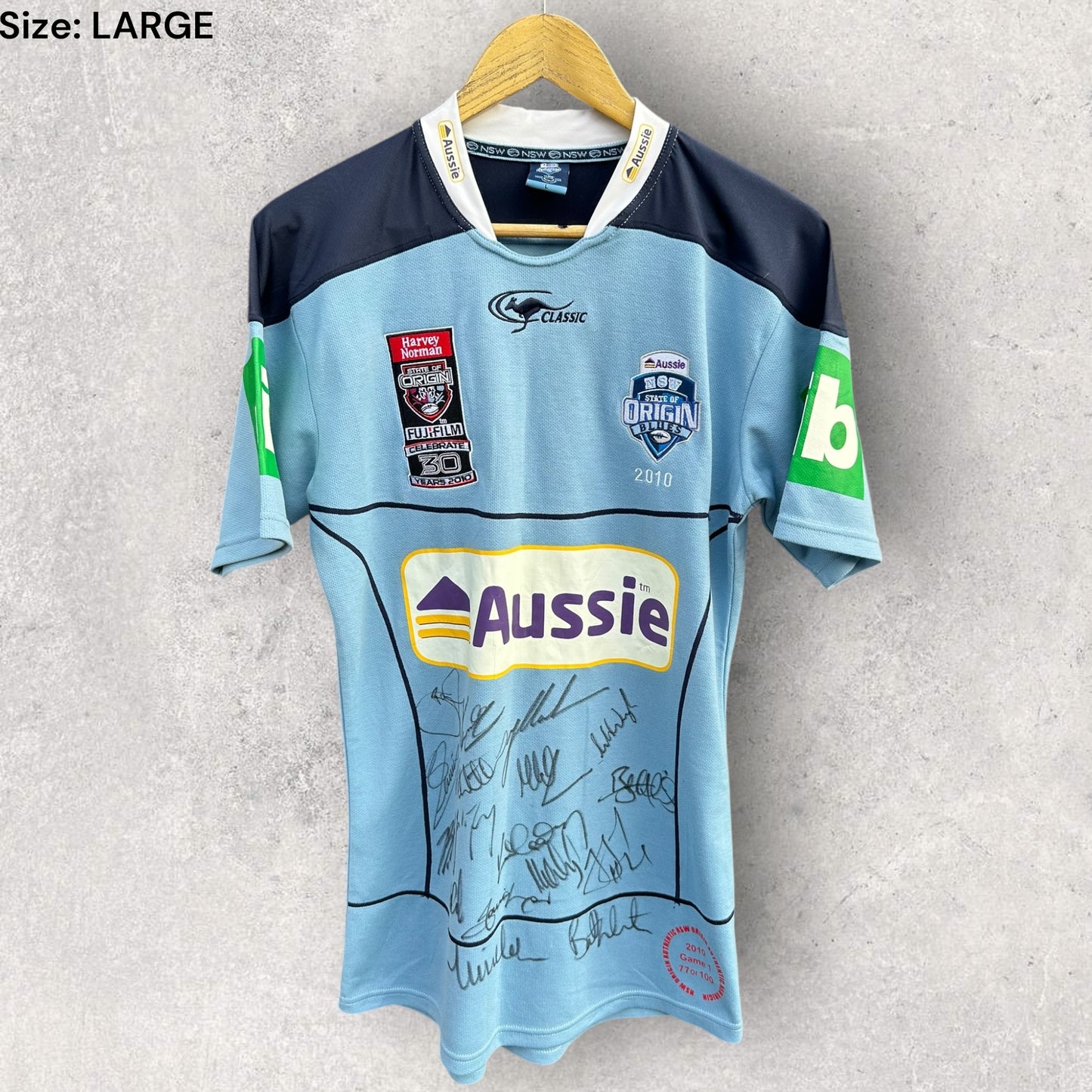 NSW BLUES 2010 ELITE PLAYER CUT JERSEY SIGNED BY SQUAD 77/100