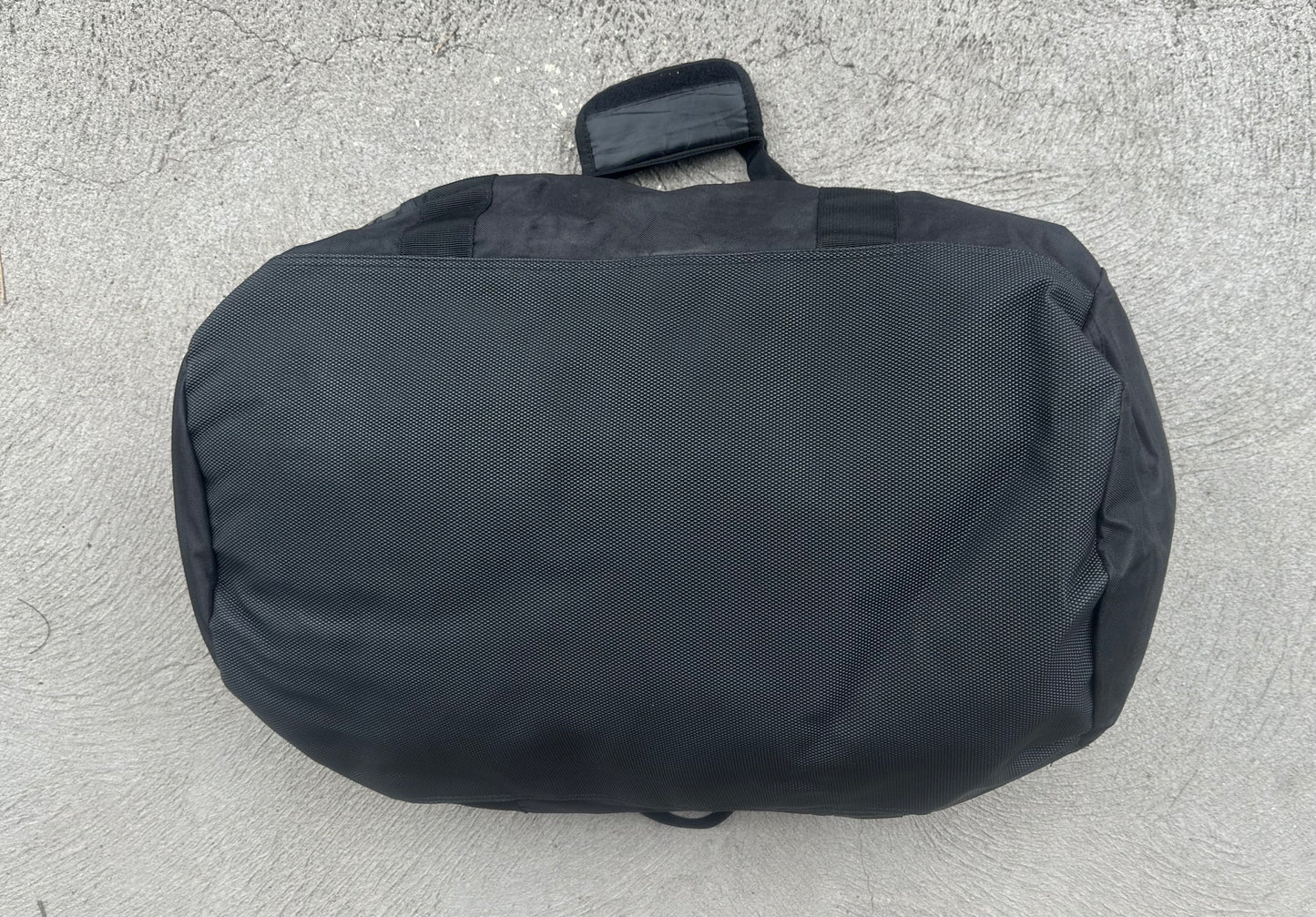 Cronulla Sharks Kade Dykes Player Used Gym/Duffel Black Bag