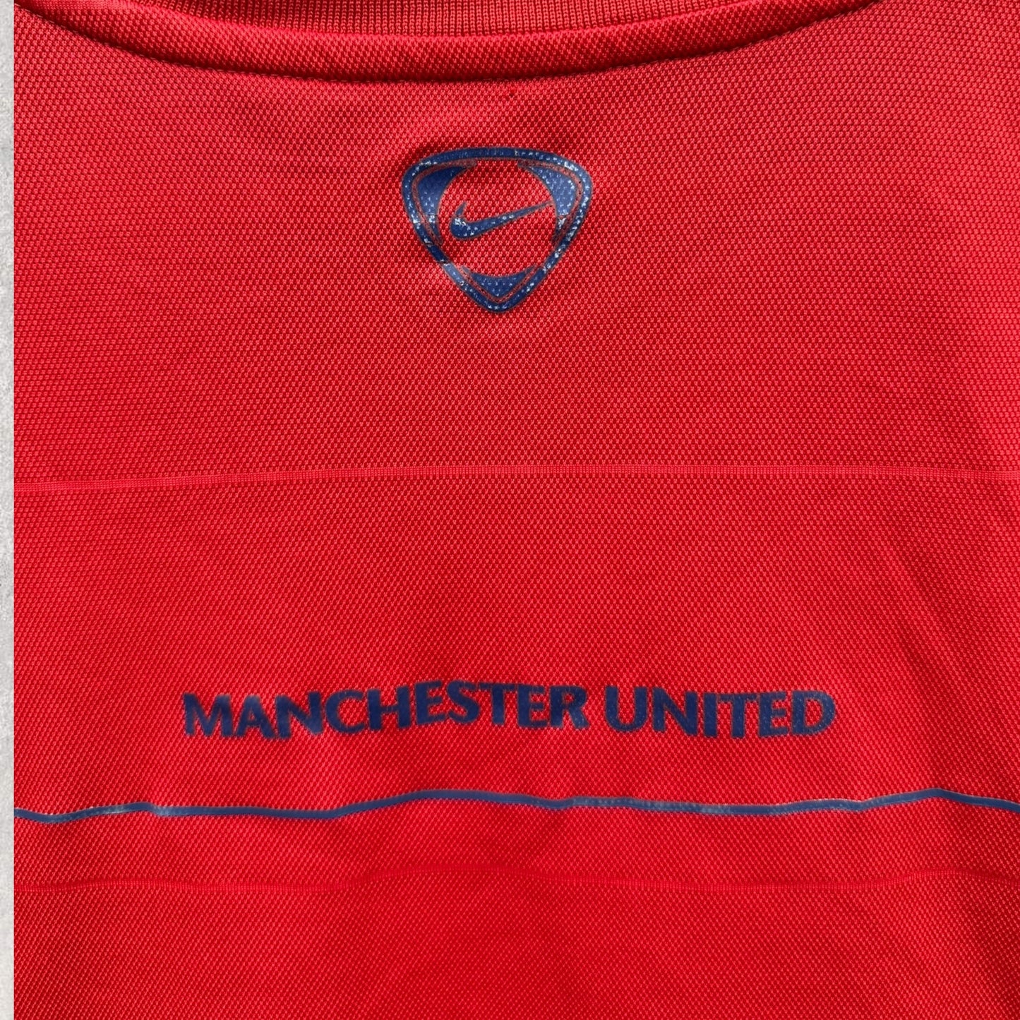 MANCHESTER UNITED 2008 NIKE TRAINING SINGLET