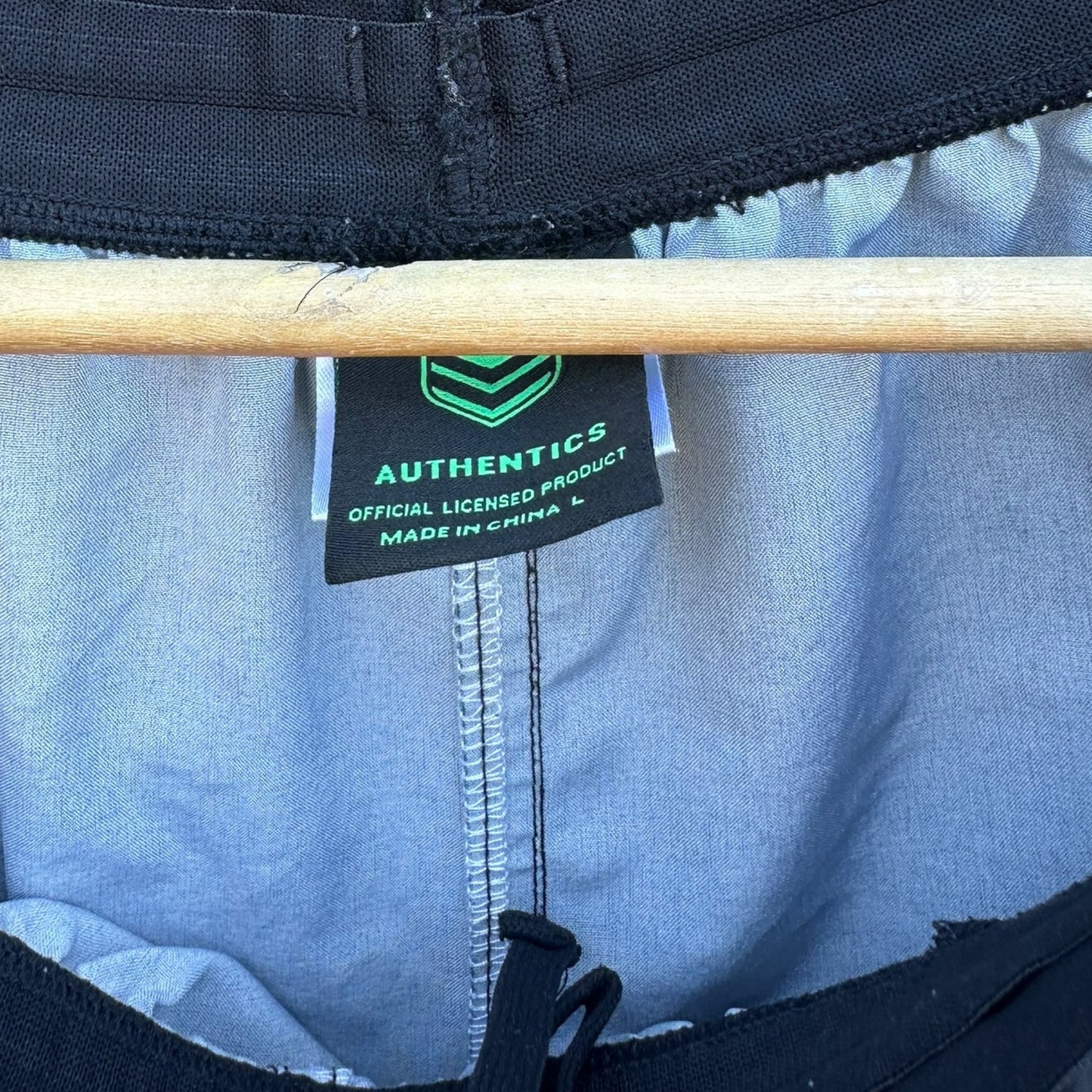 WESTS TIGERS 2025 PLAYER TRAINING SHORTS ISSUED TO REUBEN PORTER