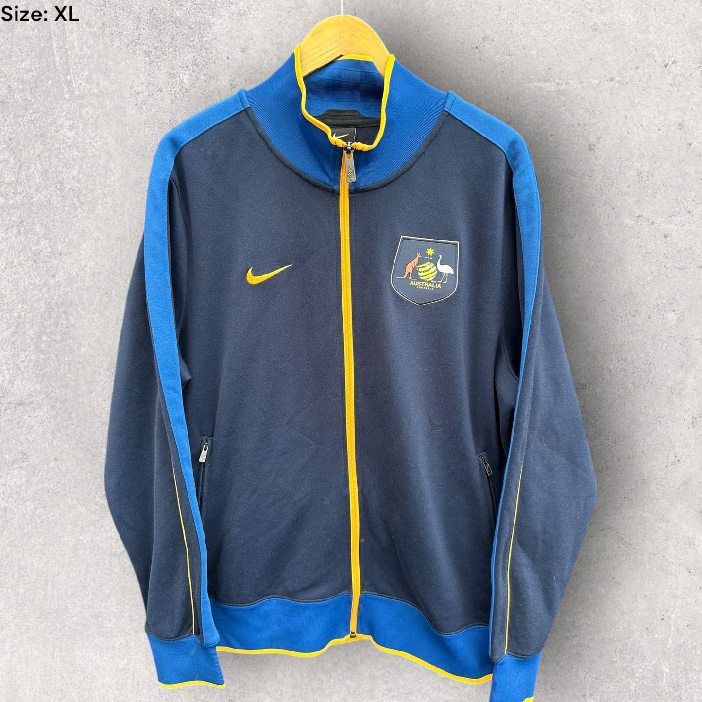 AUSTRALIAN SOCCEROOS 2012-2013 NIKE FOOTBALL JACKET