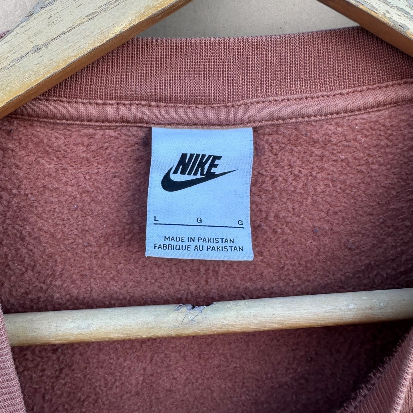 NIKE ESSENTIAL CREWNECK MINERAL JUMPER