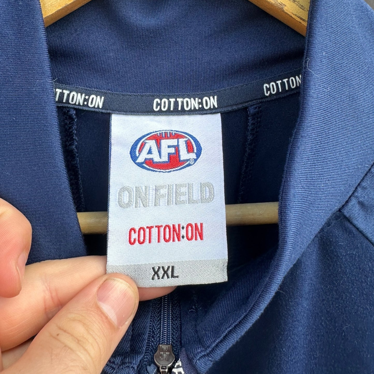 GEELONG CATS ON FIELD HALF ZIP LONG SLEEVE TOP