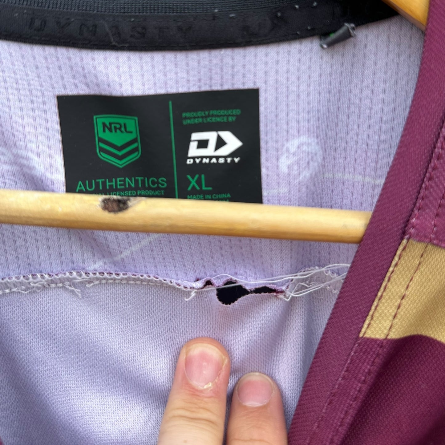 MANLY WARRINGAH SEA EAGLES 2025 PLAYER ISSUED TRAINING SHIRT TO AITASI JAMES