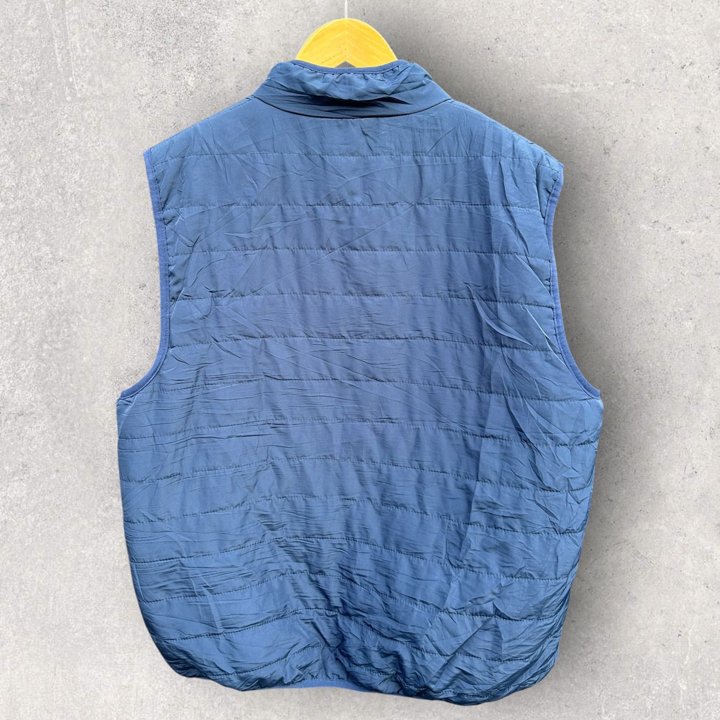 CHAPS SLEEVELESS VEST