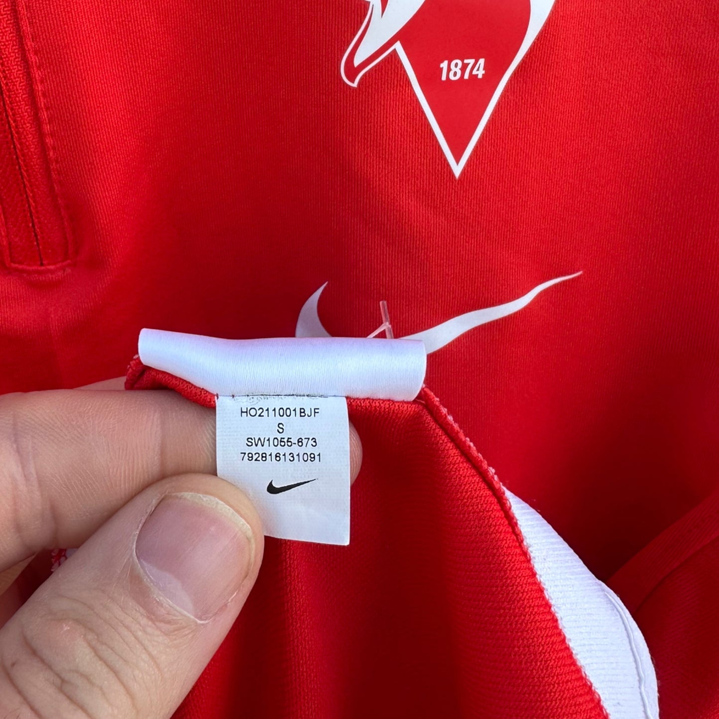 SYDNEY SWANS NIKE FULL ZIP LADIES LONG SLEEVE TRAINING SHIRT