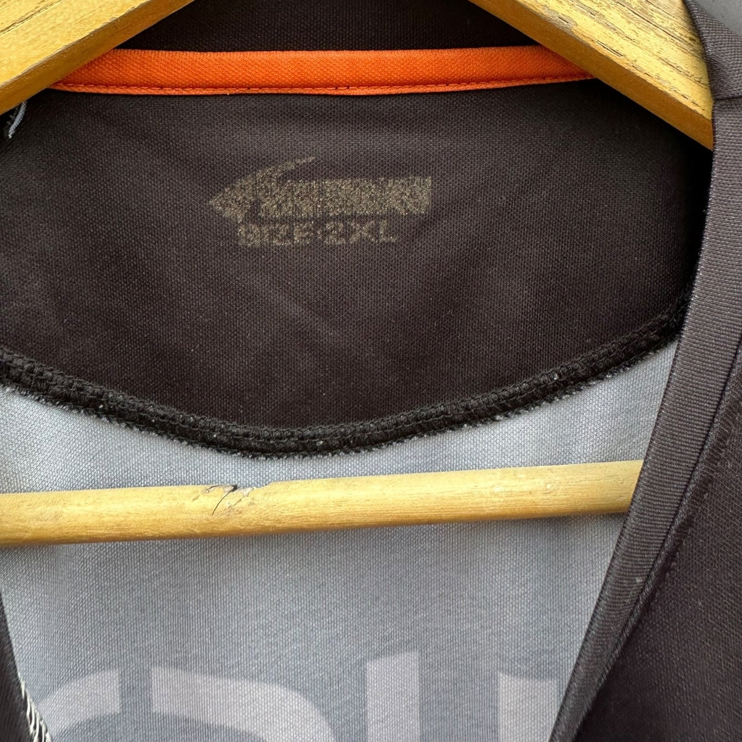 WESTERN SUBURBS MAGPIES PLAYER ISSUED TRAINING SHIRT