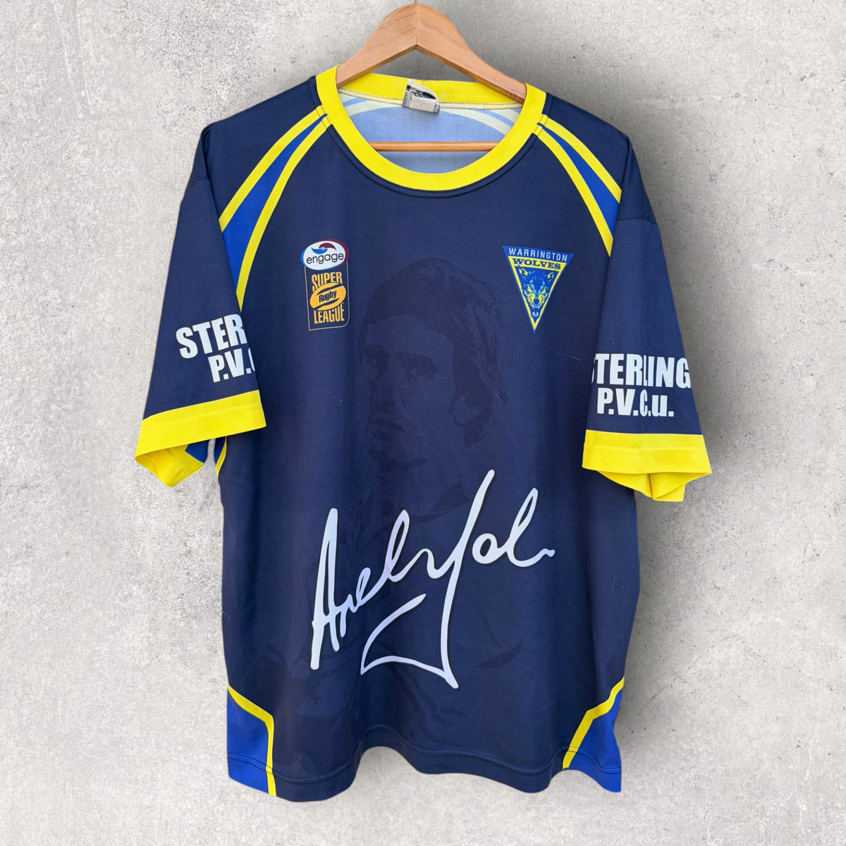 Andrew John’s Warrington Wolves ISC Superleague Training Shirt