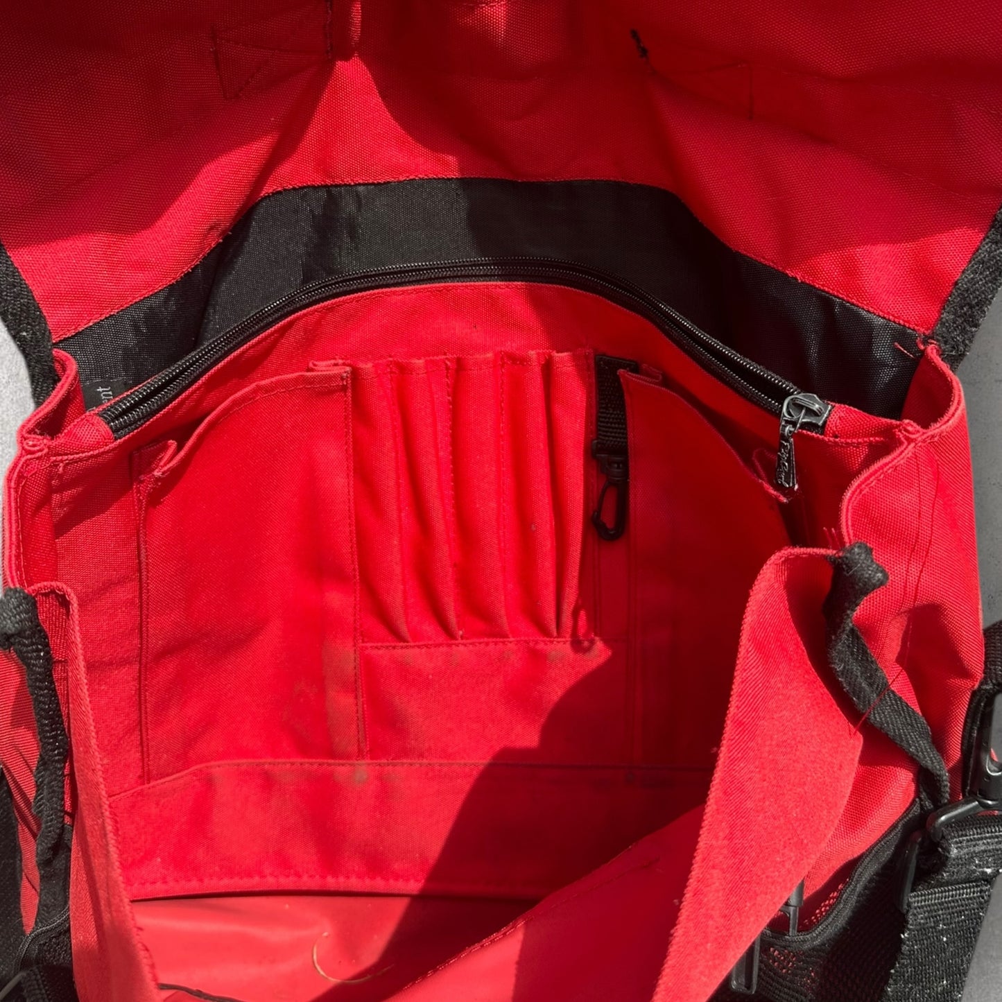 RIPCURL VINTAGE RED CARRY DUFFEL BAG