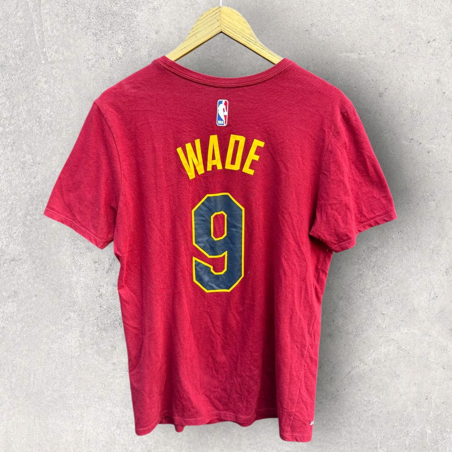 DWAYNE WADE CLEVELAND CAVALIERS NIKE BASKETBALL SHIRT