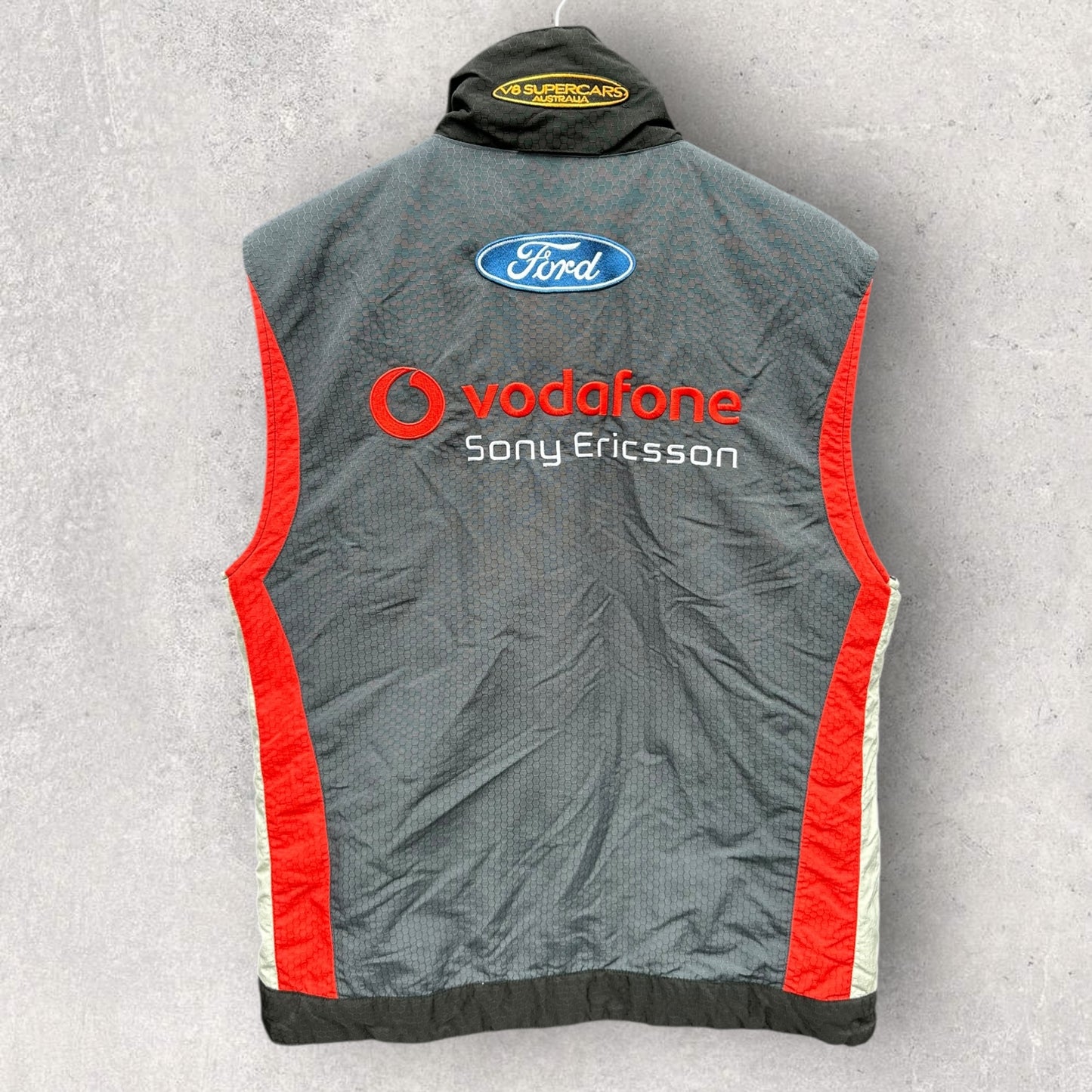 VODAFONE X FORD RACING LOWNDES X WHINCUP V8 SUPERCARS SLEEVELESS VEST