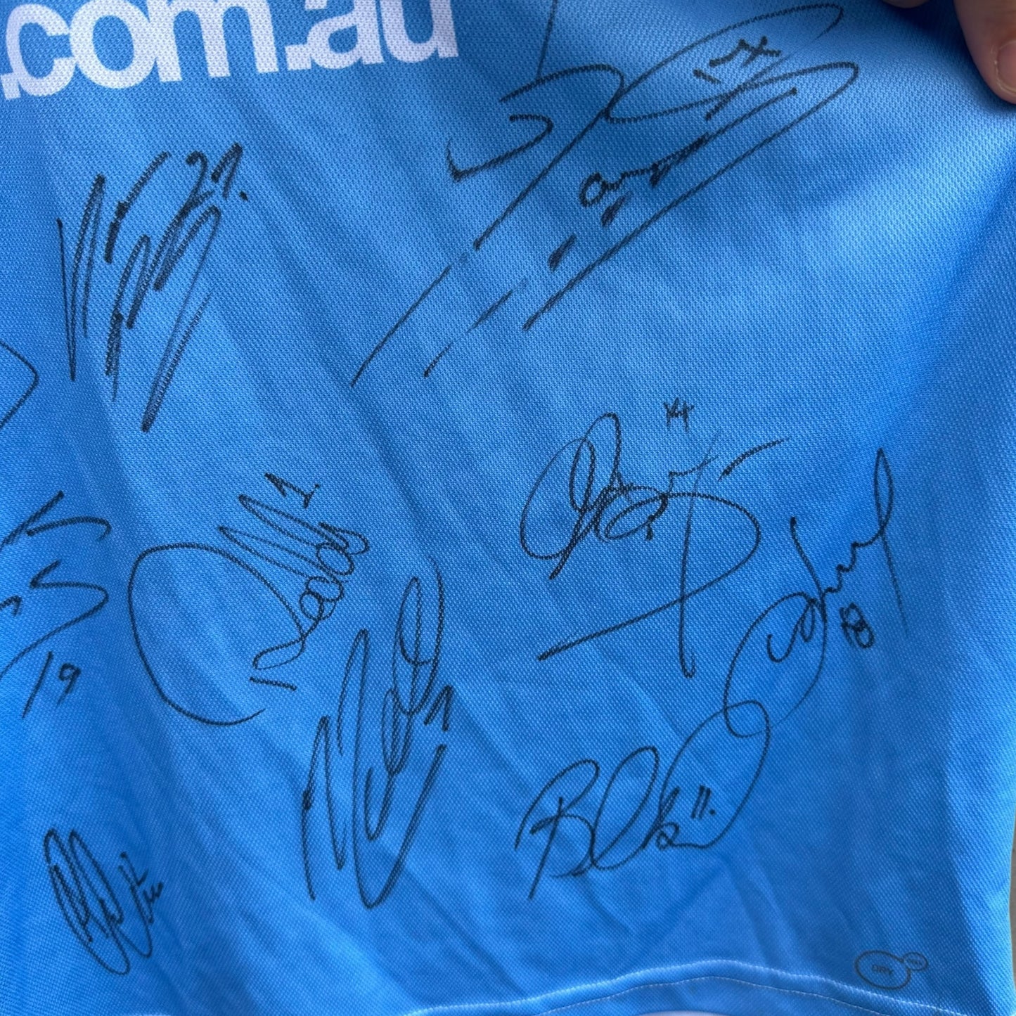 SYDNEY FC 2015-2016 PUMA HOME FOOTBALL JERSEY SIGNED BY SQUAD