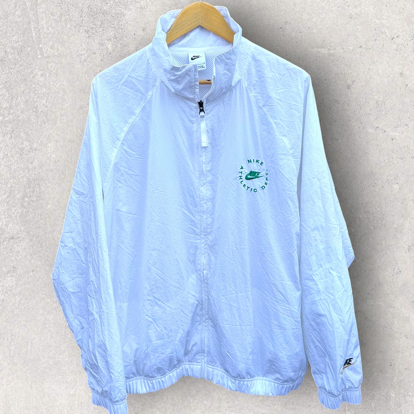 NIKE WOVEN WHITE/MALACHITE WINDBREAKER JACKET