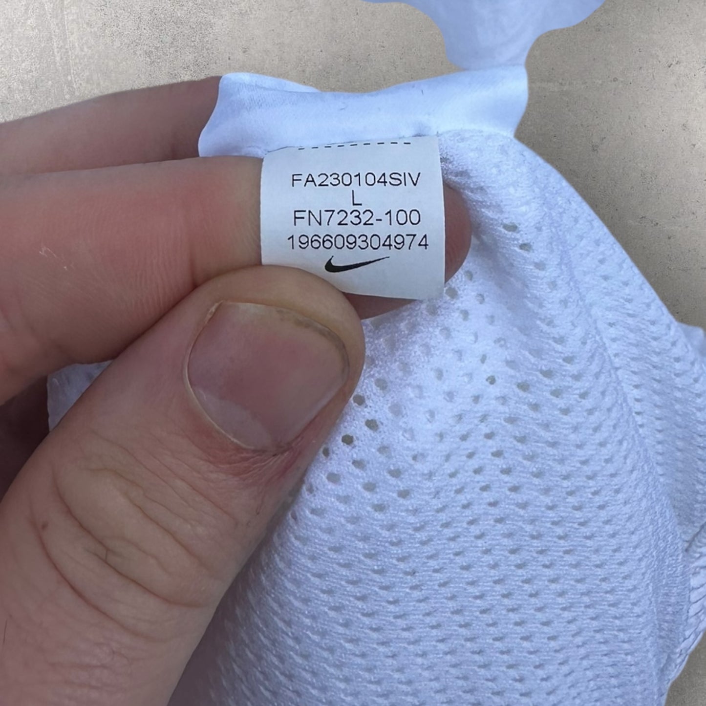 NIKE WOVEN WHITE/MALACHITE WINDBREAKER JACKET