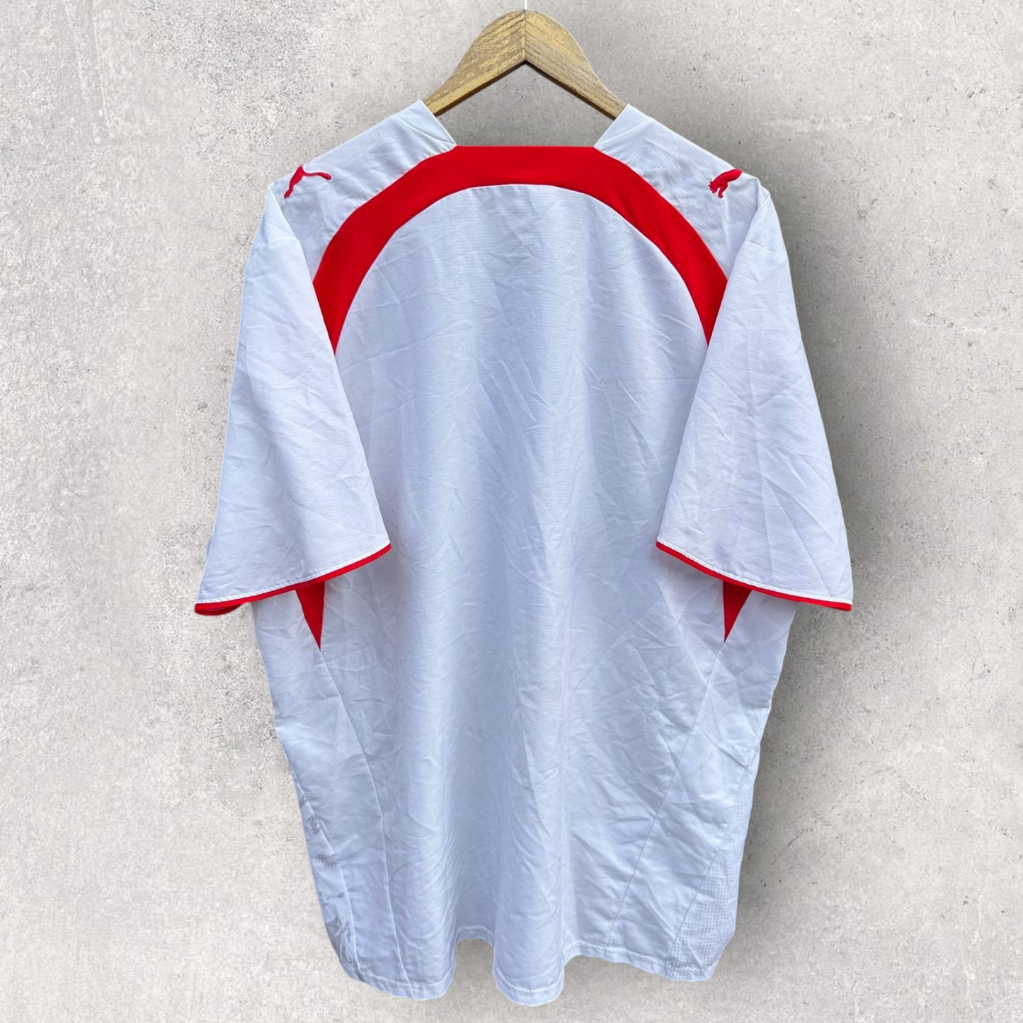 POLAND 2006 PUMA VINTAGE HOME FOOTBALL JERSEY