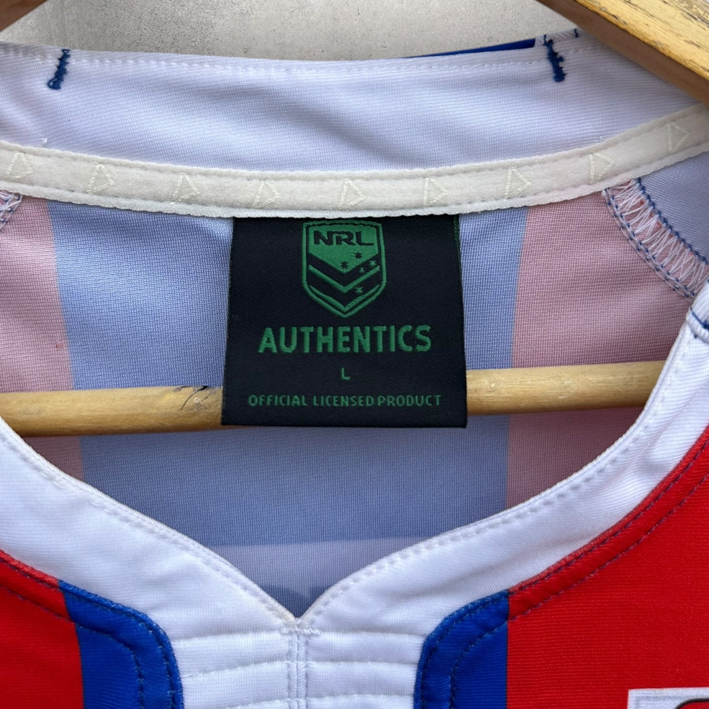 NEWCASTLE KNIGHTS 2017 SG BALL PLAYER CUT SPARE JERSEY