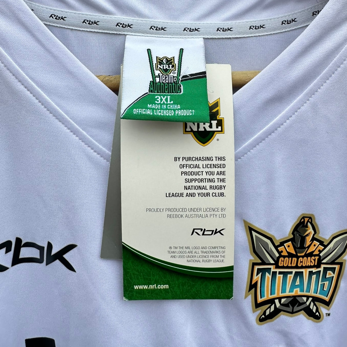 GOLD COAST TITANS 2007 REEBOK TRAINING SHIRT BRAND NEW WITH TAGS