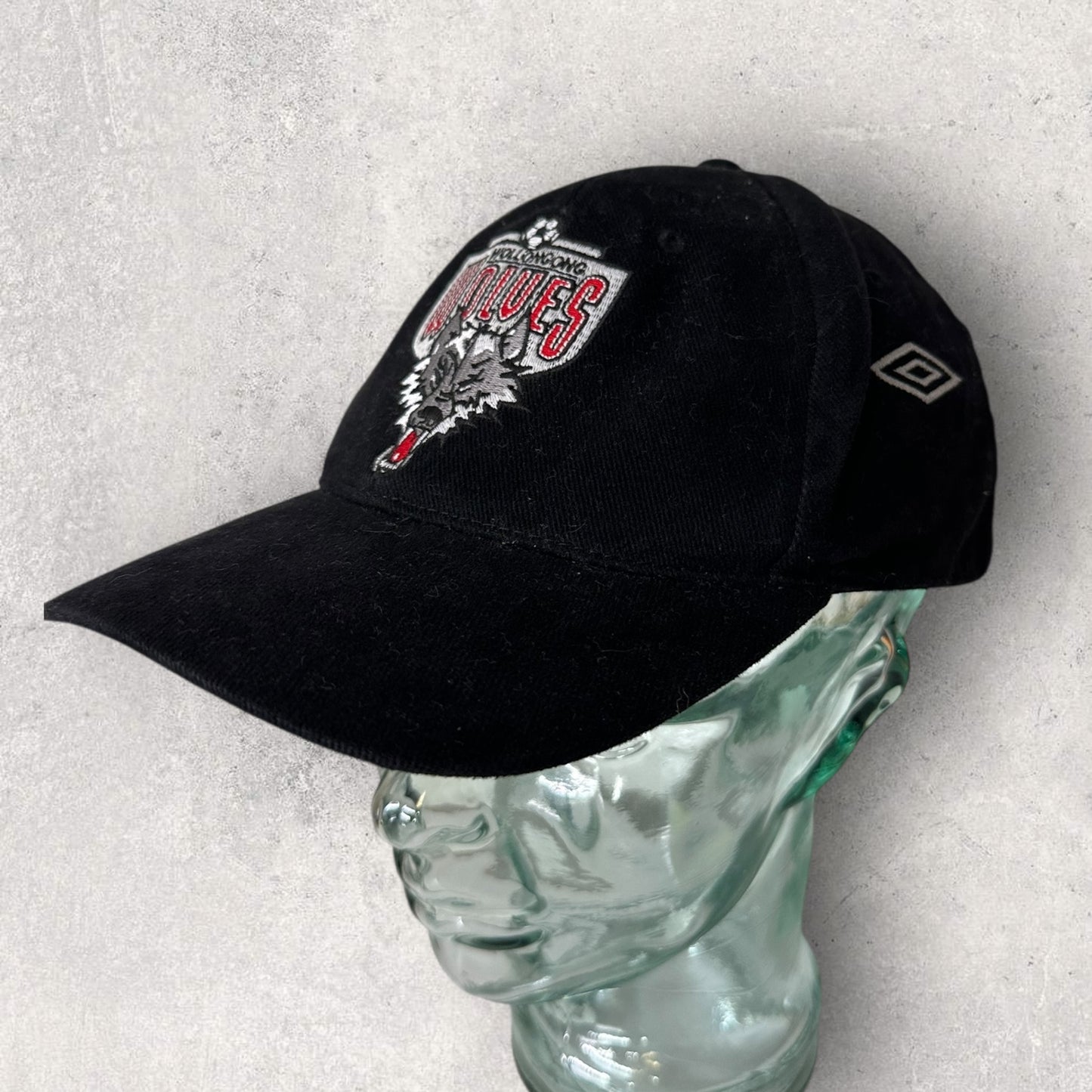 WOLLONGONG WOLVES UMBRO VINTAGE FOOTBALL HAT