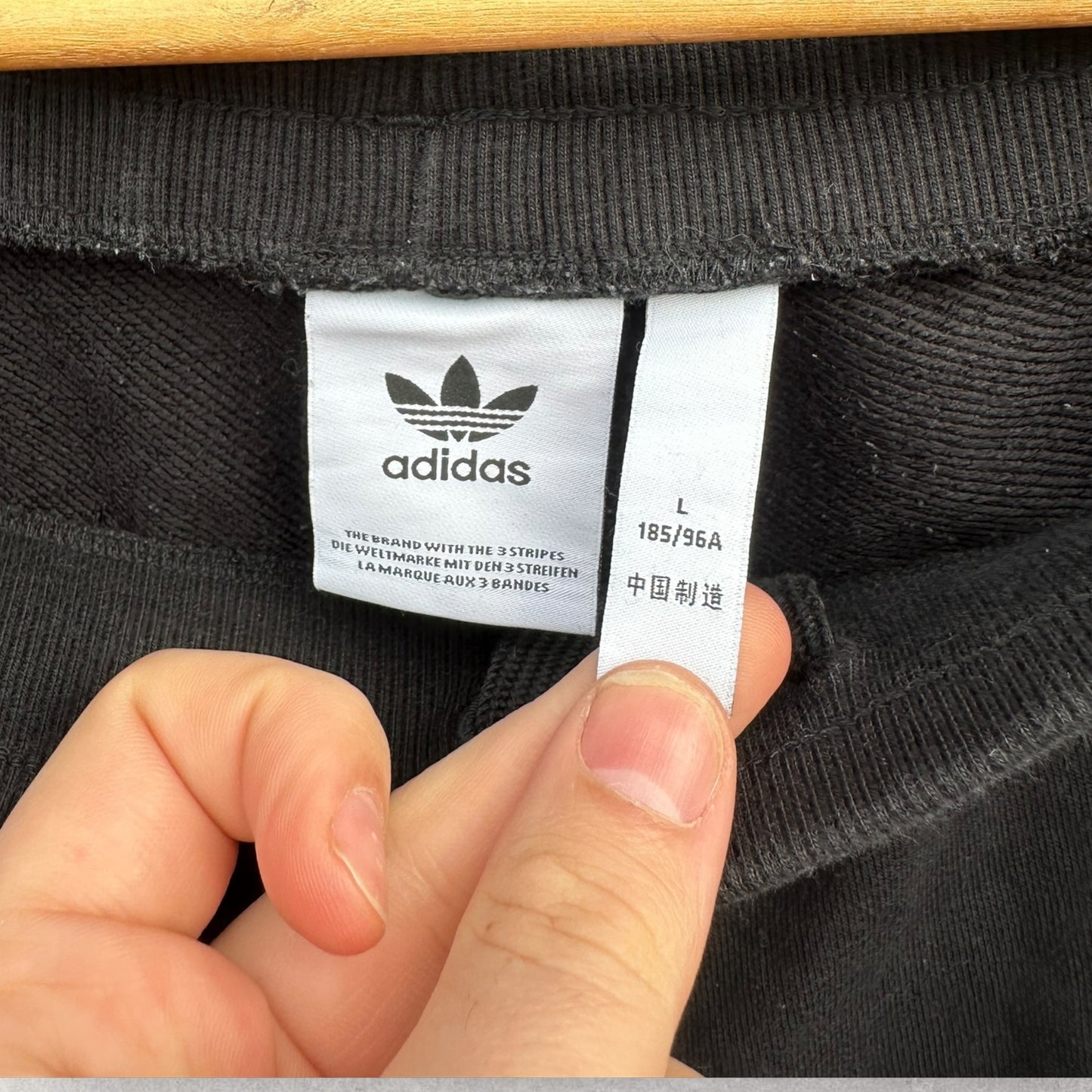 ADIDAS BLACK SWEAT SHORTS