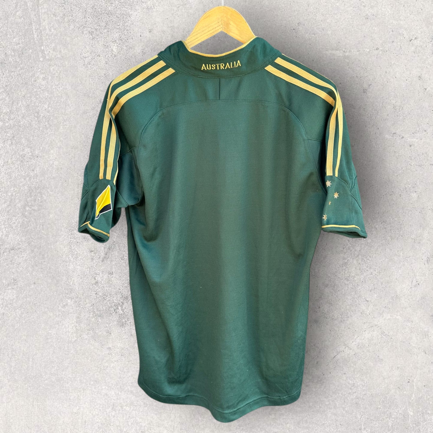 CRICKET AUSTRALIA ONE DAY INTERNATIONAL ADIDAS JERSEY SIGNED BY MILE HUSSEY NEW WITH TAGS