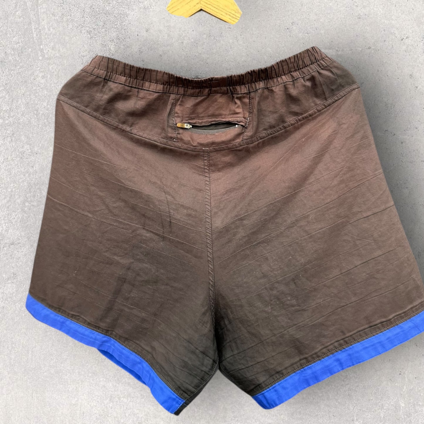 NEWCASTLE KNIGHTS ISC PLAYER ISSUED 2017 TRAINING SHORTS