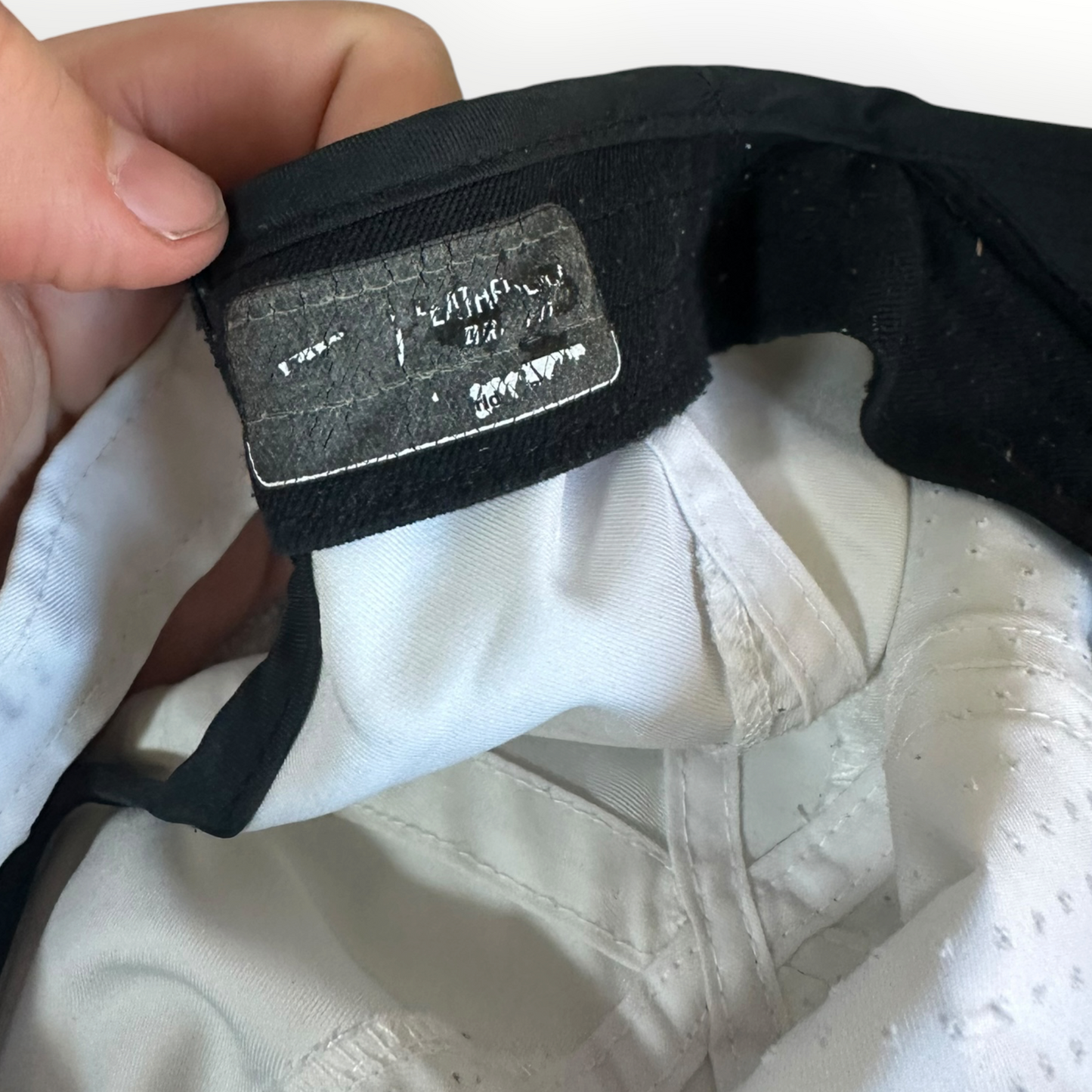Nike Dri-Fit Featherlight White Running Hat Cap