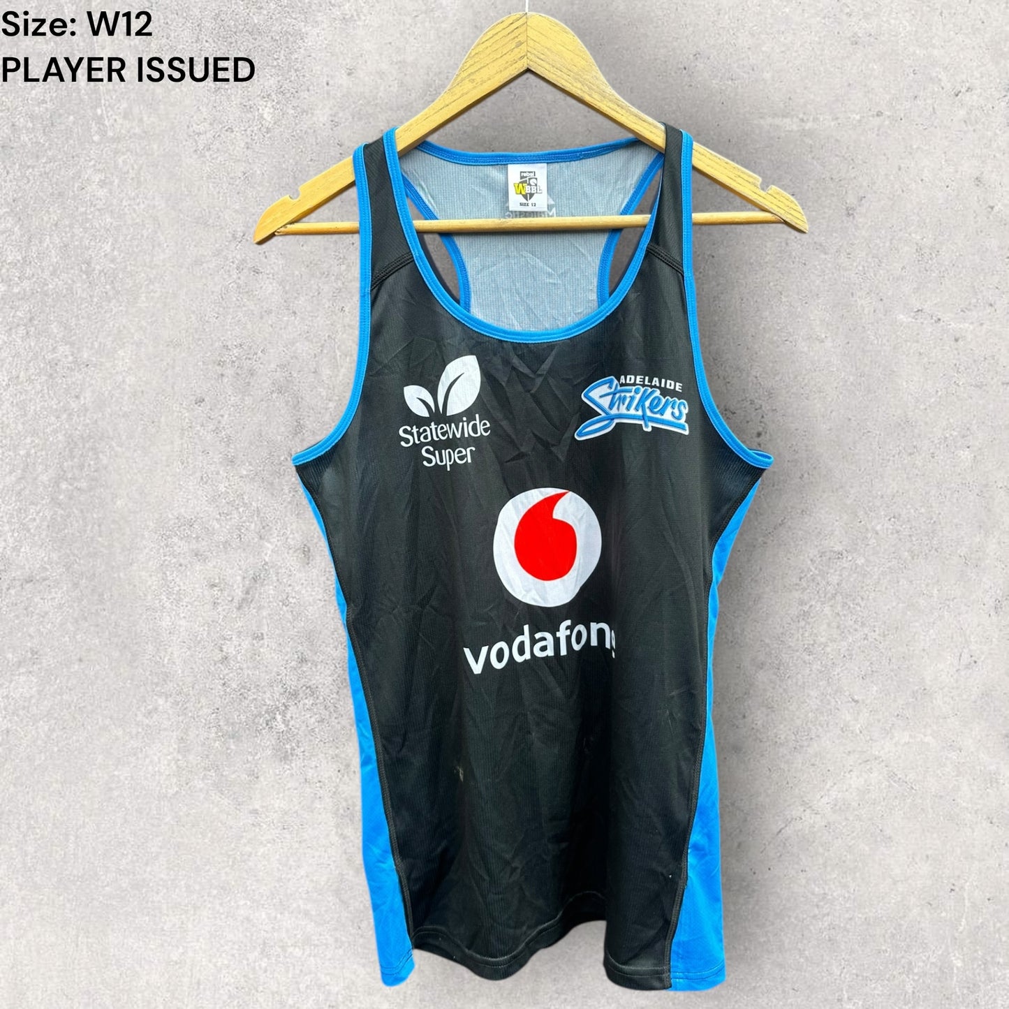 ADELAIDE STRIKERS WBBL TRAINING SINGLET ISSUED TO AMANDA JADE-WELLINGTON