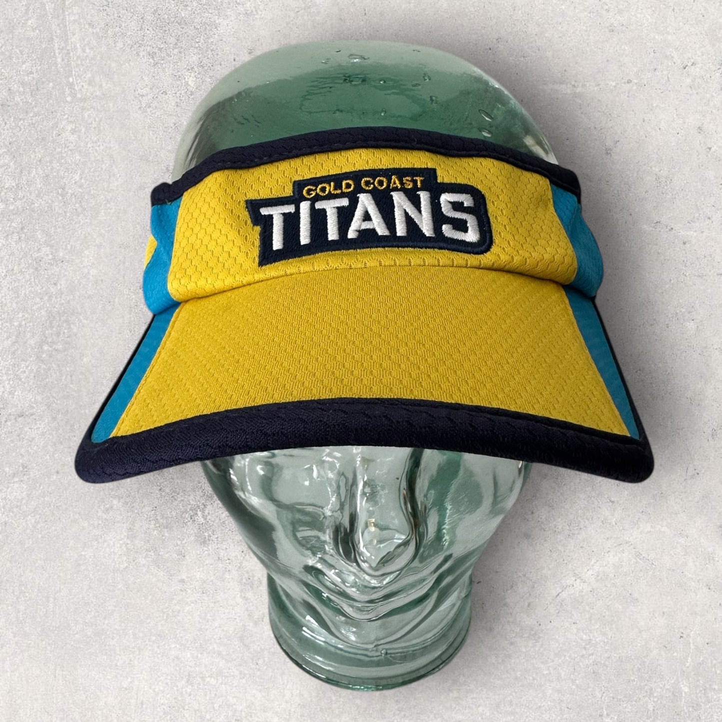 GOLD COAST TITANS PLAYER ISSUED TRAINING VISOR