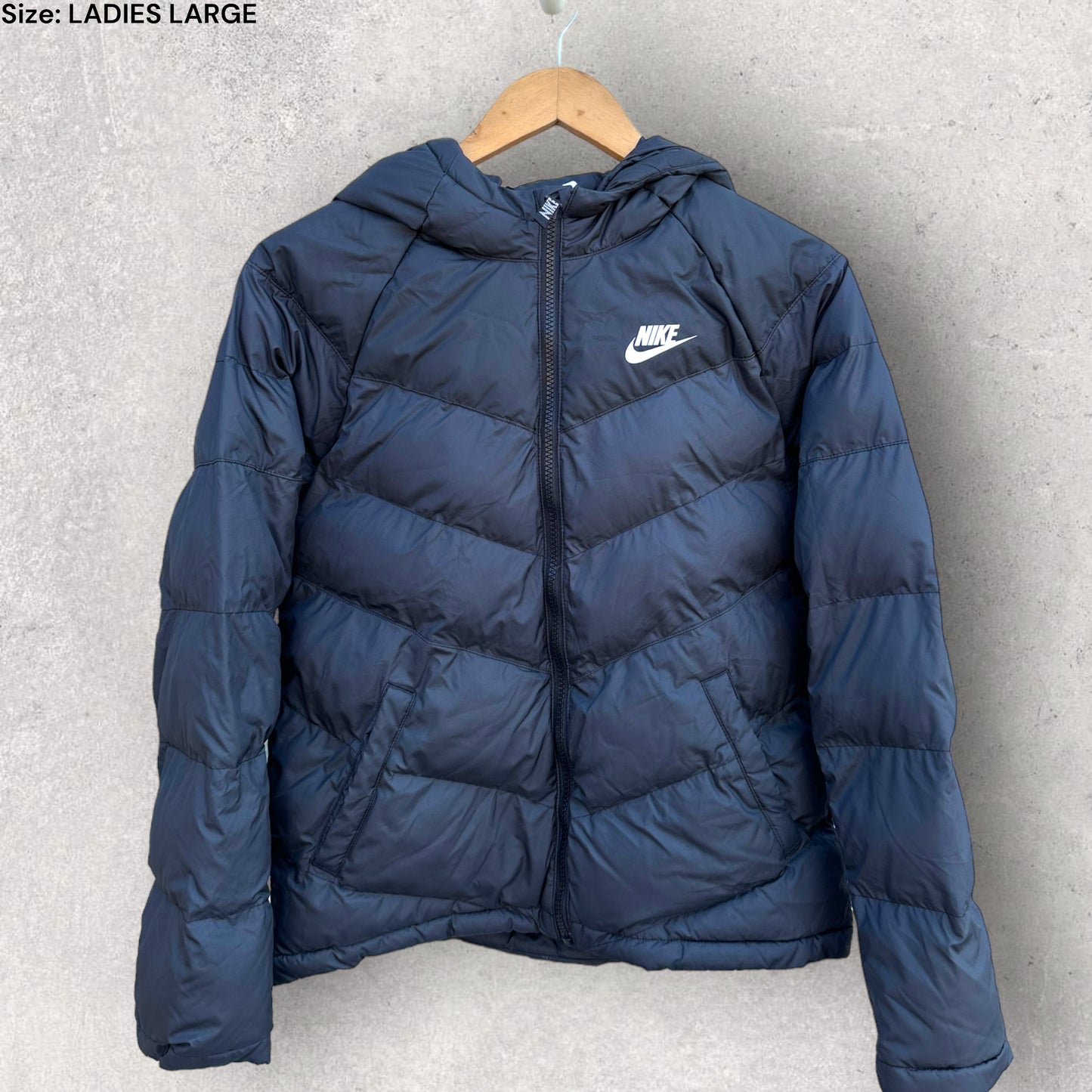 NIKE LADIES BLACK PUFFER JACKET