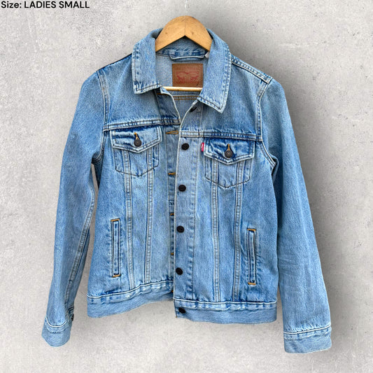 LEVI STRAUSS LADIES DENIM JACKET