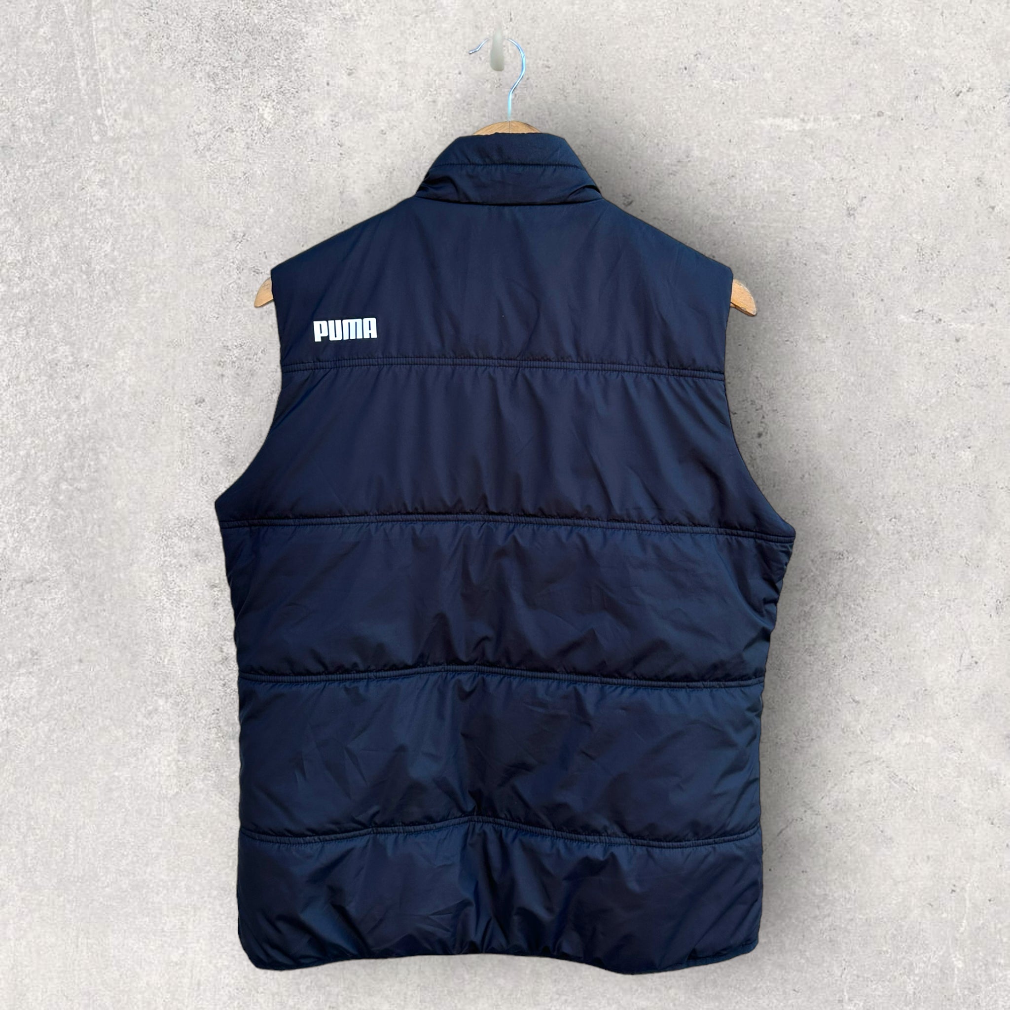 PUMA SLEEVELESS PUFFER JACKET THRILLOFTHETHRIFT