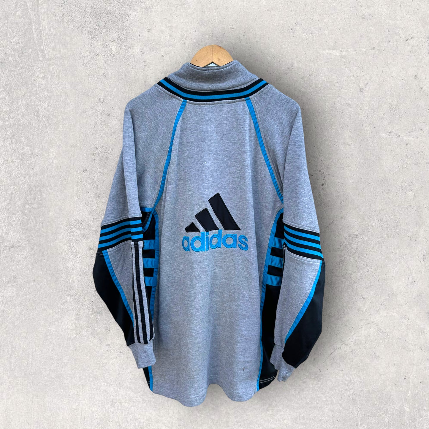 ADIDAS VINTAGE JACKET