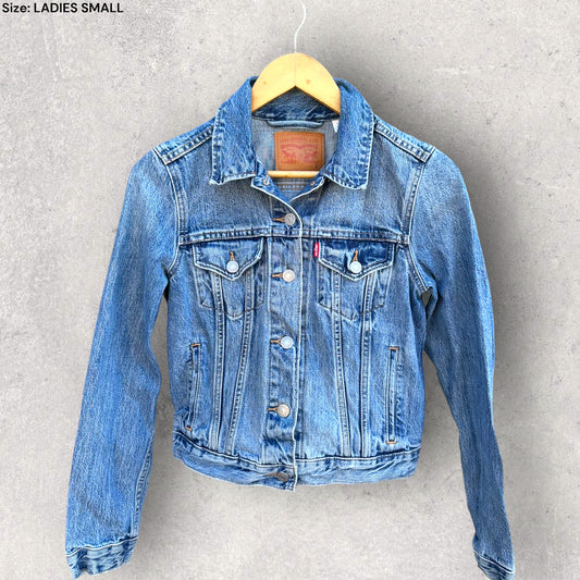 LEVI LADIES DENIM JACKET