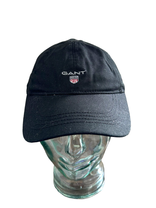 GANT BLACK ADJUSTABLE HAT