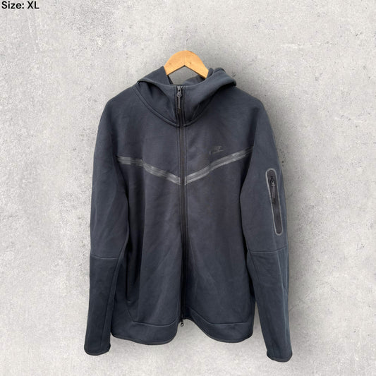 NIKE BLACK TECH FLEECE JACKET