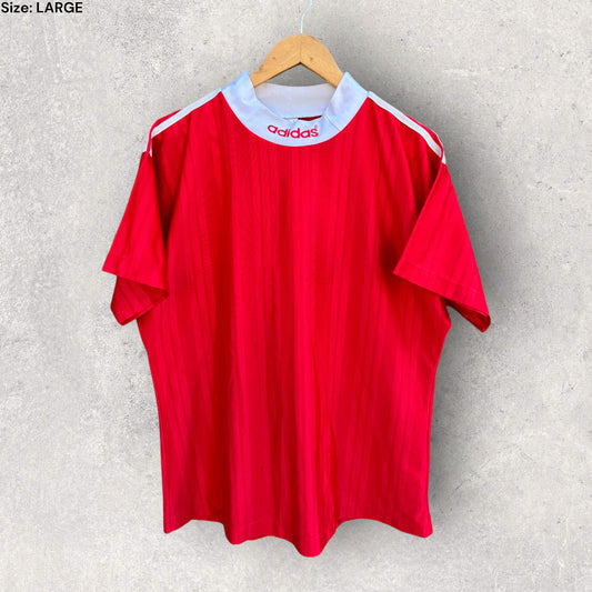 ADIDAS 90s VINTAGE RED SHIRT